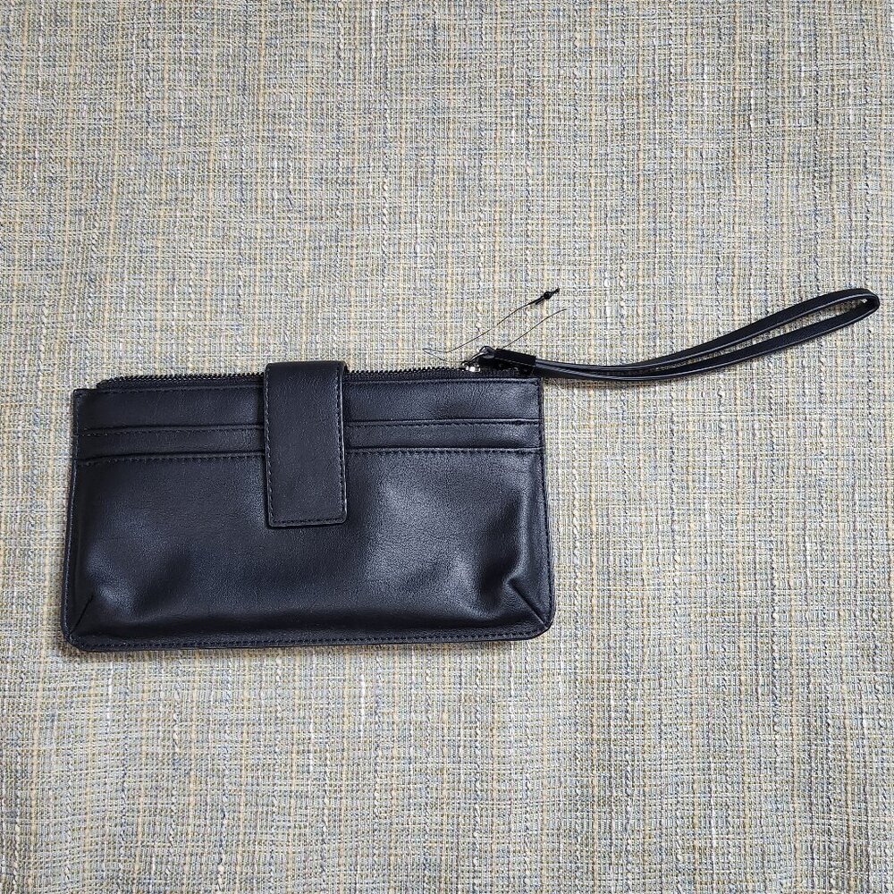 NWOT Simply Vera Wang Womens Black Faux Leather Wallet Clutch